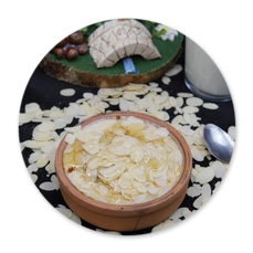 Ballı & Bademli Sütlaç